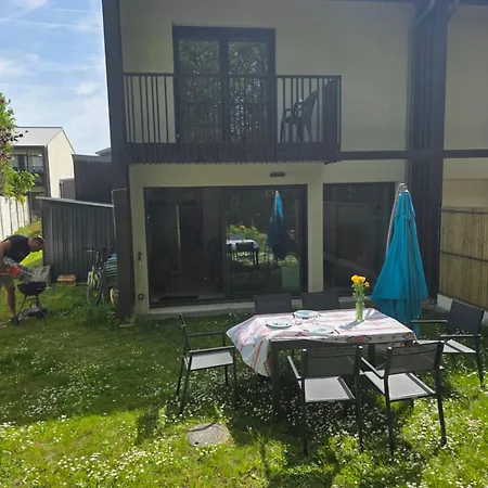 בית נופש Chez Julia Et Charly *